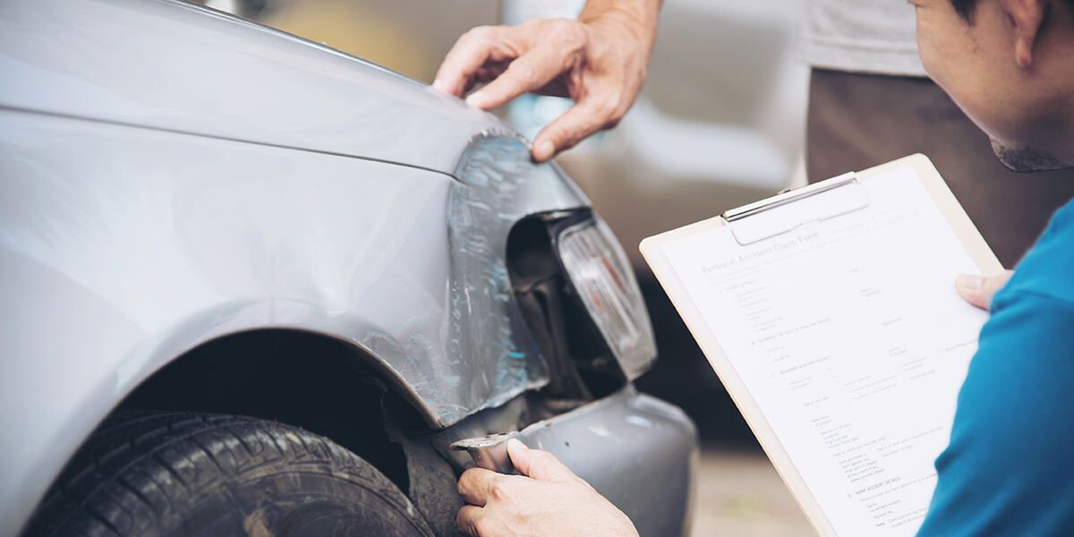 do auto body shops report damage to insurance